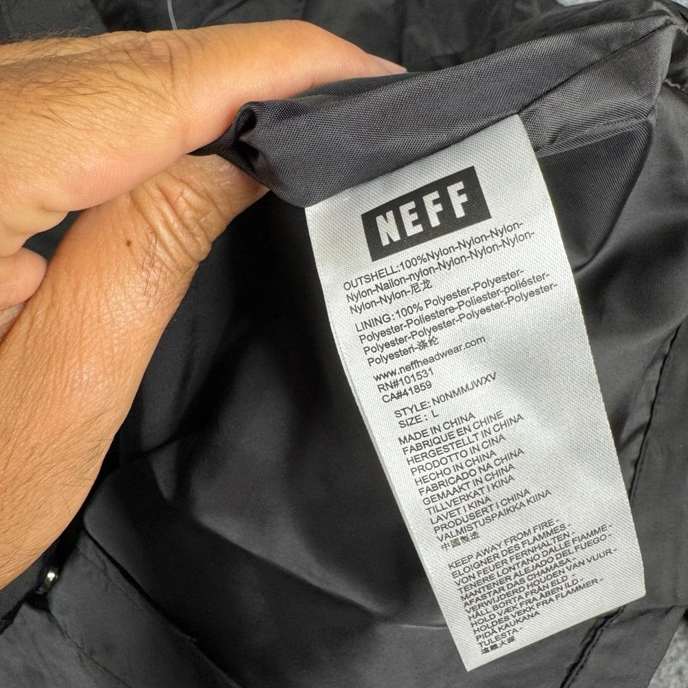 Neff Coach Jacket Mens Size Large Black Flaming Duck Graphic Lightweight Snap Up